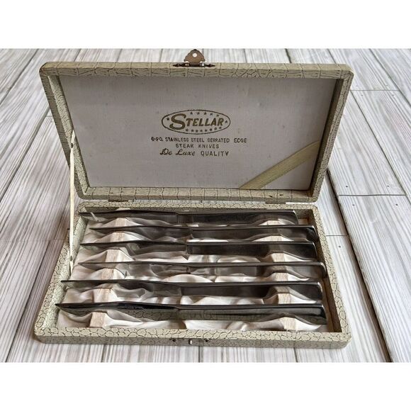 Stella Stainless Steel Steak Knives Set Serrated 6 Piece Original Box Vintage - Picture 1 of 7